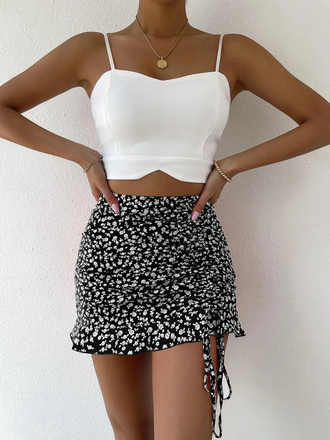 Floerns Women's Ditsy Floral High Waist Drawstring Ruched Side Ruffle Hem Bodycon Mini Skirt